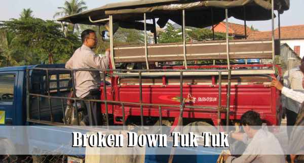 2.10.13-Broken-Tuk-Tuk
